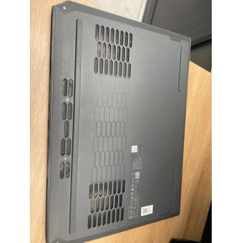 Laptop Lenovo LOQ 15ARP9