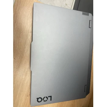 Laptop Lenovo LOQ 15ARP9