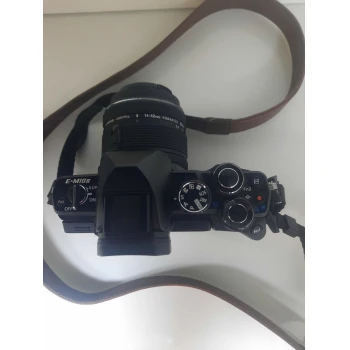 Aparat foto Olympus E-M10Mark II