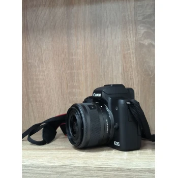 Aparat foto Mirrorless Canon EOS M50 Mark II