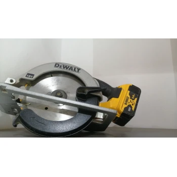 Fierastrau Circular DeWalt DCS391