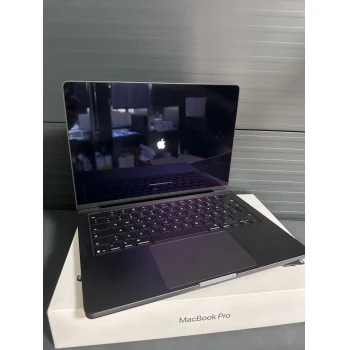 Laptop MacBook Pro 14 inch M5 16 GB RAM 1 TB SSD