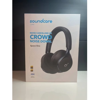 Căști wireless Soundcore de la Anker A3035