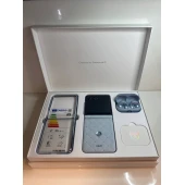 Telefon Motorola Razr 60 256 GB Sky Blue