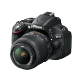 Aparat foto Nikon D5100 cu obiectiv 18-55 mm