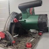 Fierăstrău cu imersie Parkside PTSS 1200 cu șină