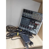 Mixer Behringer Xenyx QX1202