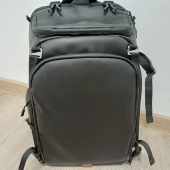 Aparat foto DSLR Canon EOS 4000D cu obiectiv EF-S 18-55mm