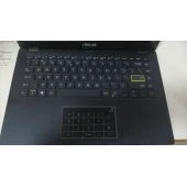 Laptop Asus VivoBook A9QO96K
