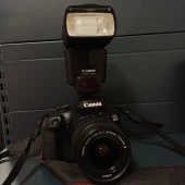 Aparat foto DSLR Canon EOS 4000D cu obiectiv EF-S 18-55mm